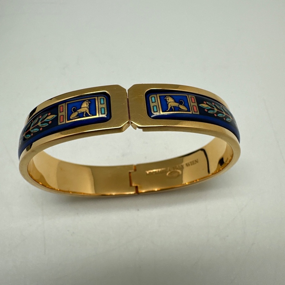 Vintage Michaela Frey Wien MFT Greco-Roman Lion Enamel Clasp Bangle Bracelet - Picture 6 of 16